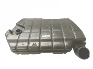 HE8MA376731621 cooling system expansion tank for trucks
